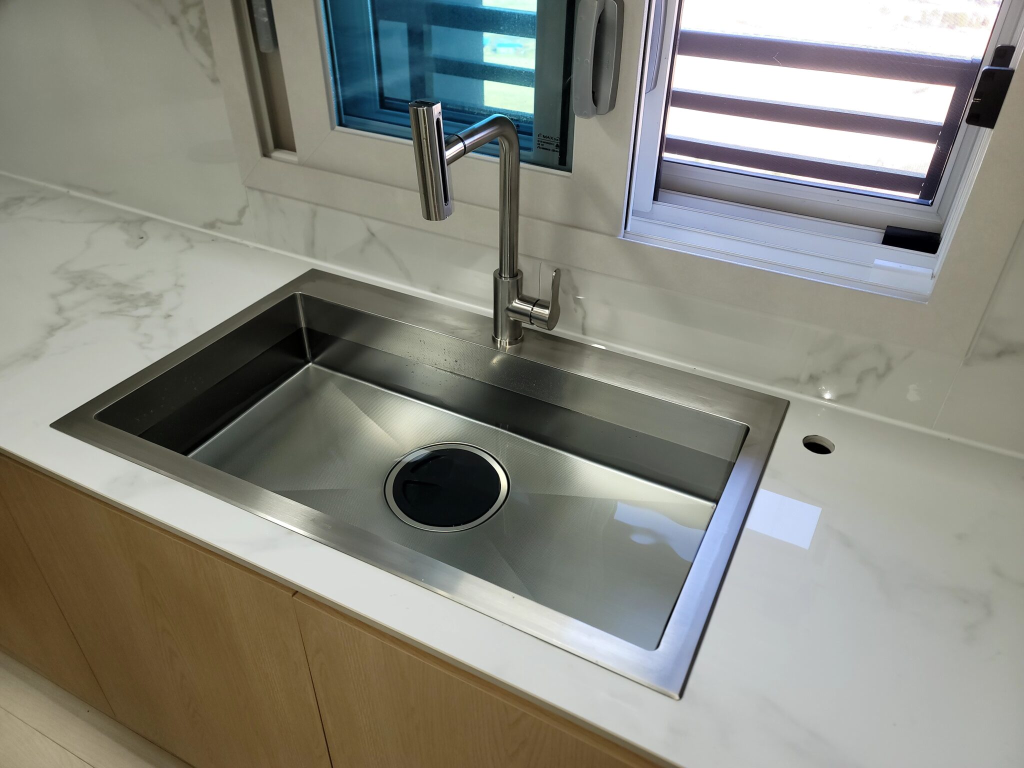 아콴테 싱크볼 시공 사진